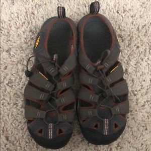 Keen Sandals Women size 9